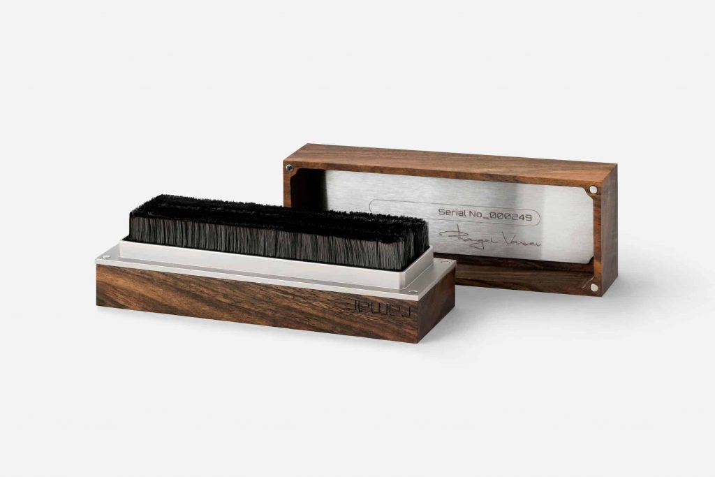 ramar record brush