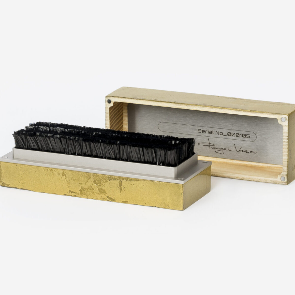 ramar record brush Tara